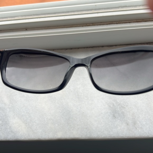 Ralph Loren sunglasses - Picture 3 of 4